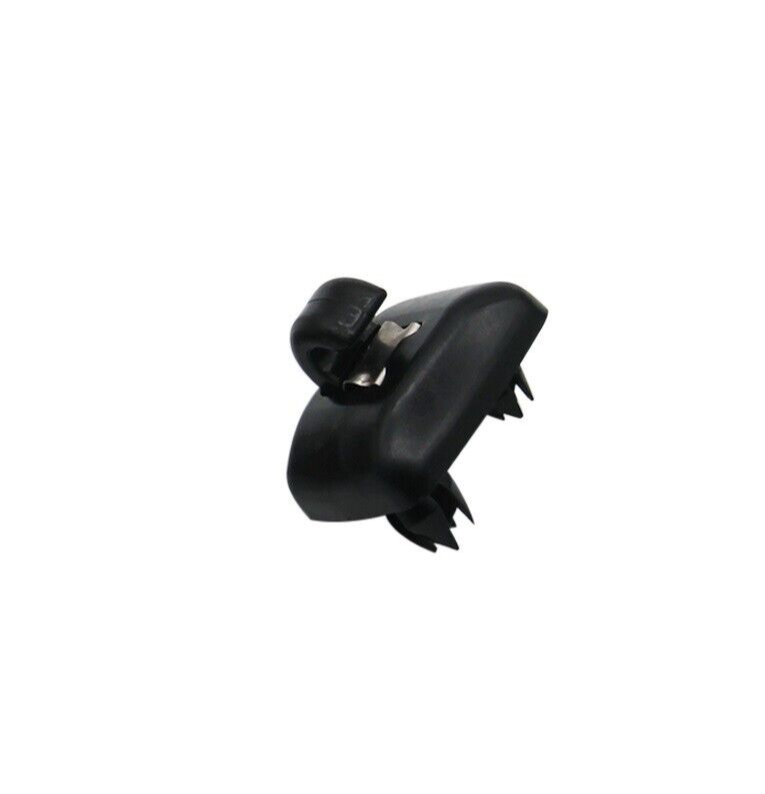 1x Sun Visor Clip Hook Holder for Audi A4 2005-2015 A4 RS3 2011-2016
