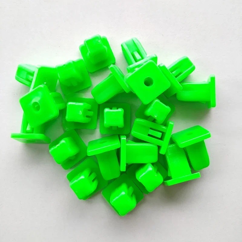 15x Square Car Fasteners Fast Wire Seat Retainer Rivet Engine Cover Fender Clips