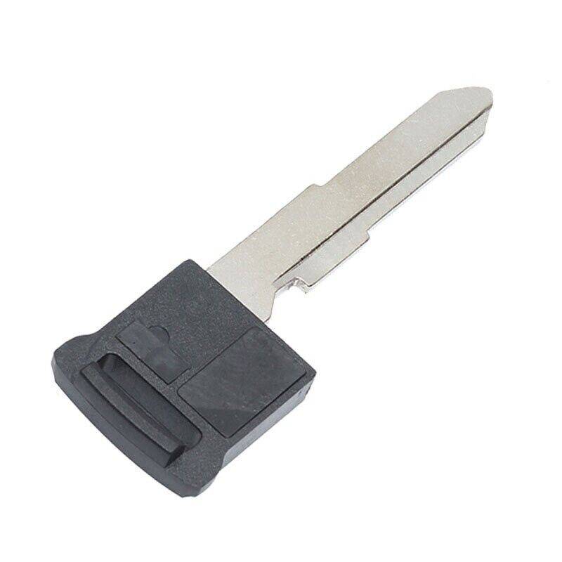 Suzuki Grand Vitara SX4 2006-2012 Swift 2011-2013 Emergency Key Blade