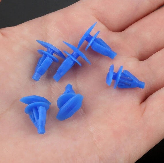 10x  Car Clips Fasteners 7mm Hole Weatherstrip for Cars Retainers 