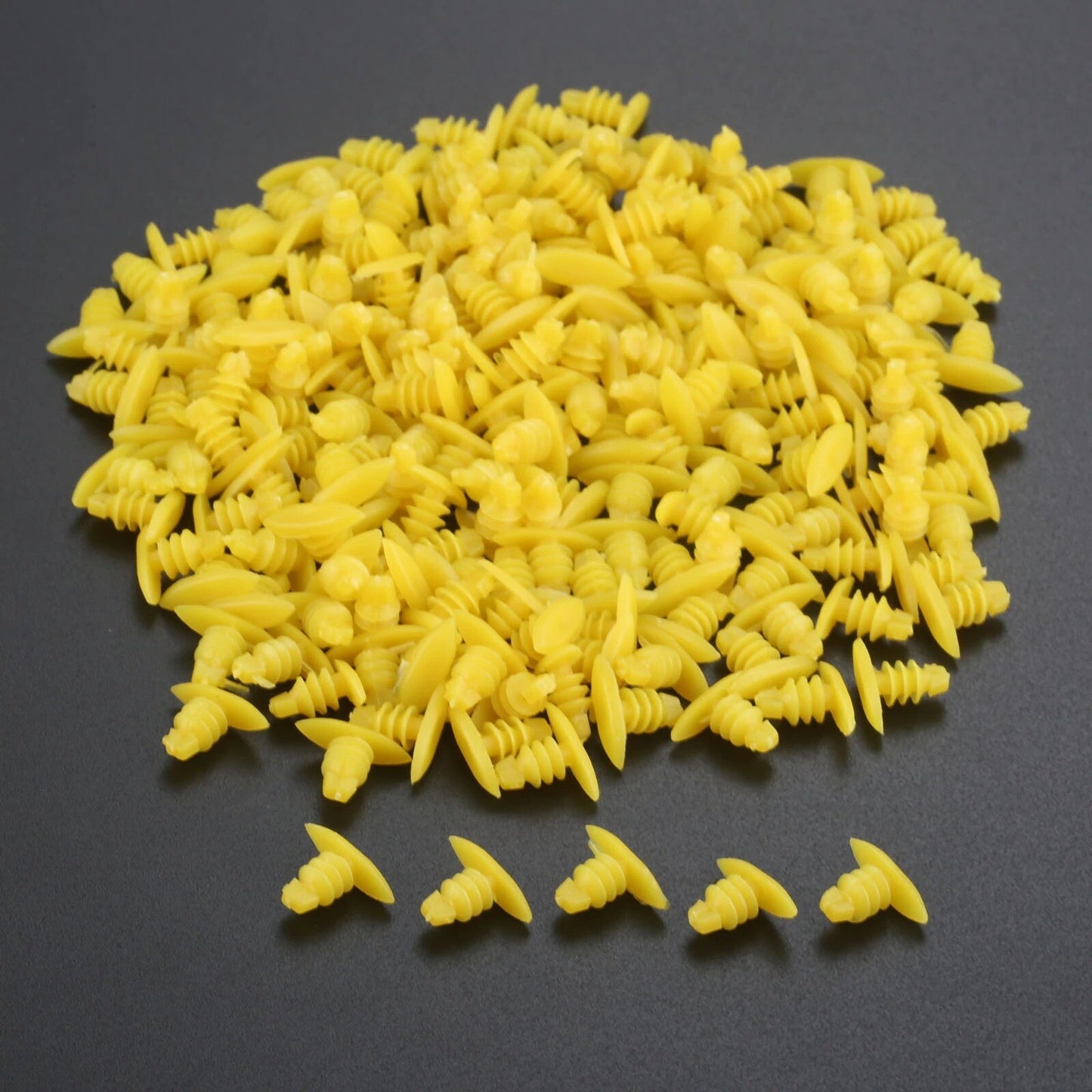 10x Weatherstrip Retainers Rivet Clips 5.4mm for BMW Toyota Honda Mazda